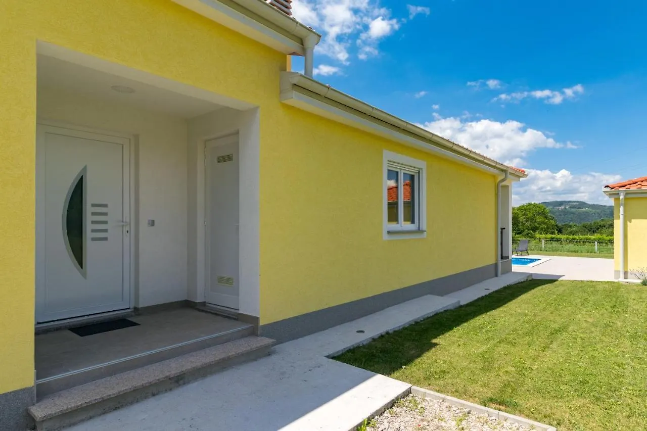 Villa Mario With Private Heated Saltwater Pool Kršan 0*,  Chorvatsko