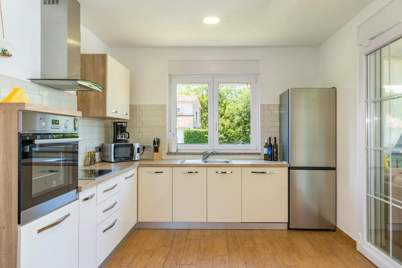 Villa Mario With Private Heated Saltwater Pool Krsan