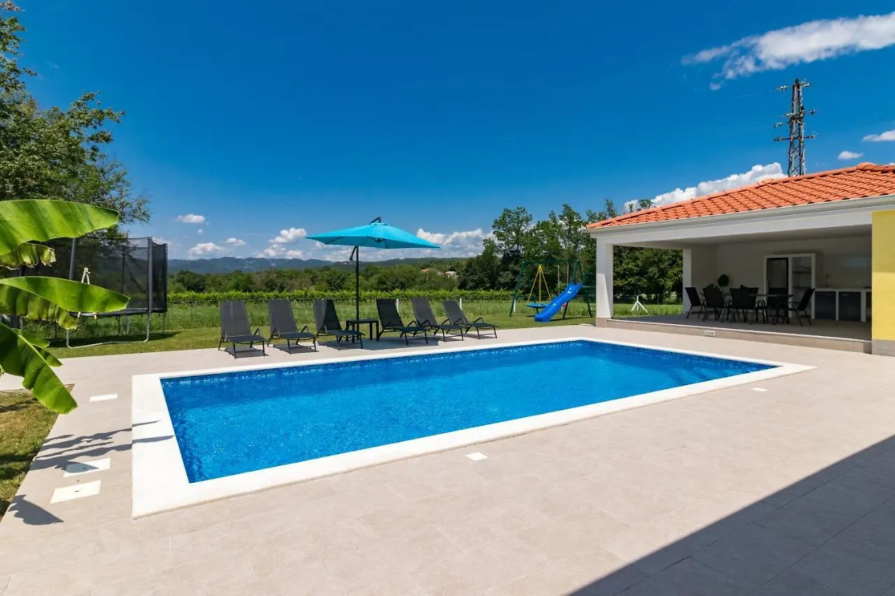 Kršan Villa Mario With Private Heated Saltwater Pool קרואטיה